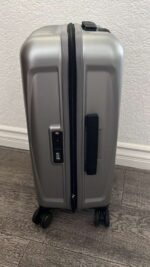 Samsonite Blackstone Carry-On Silver - Image 3